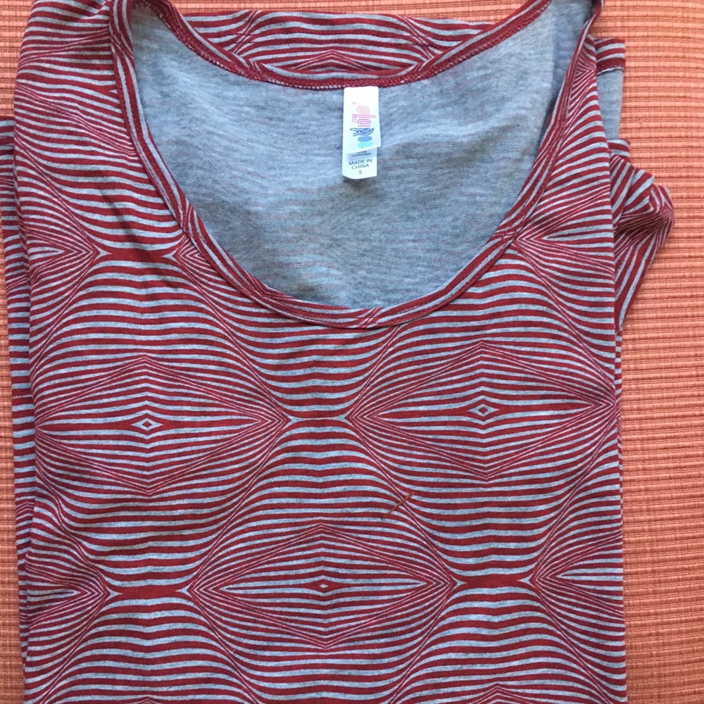 LuLaRoe classic T
